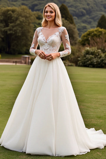 Une ligne appliquée à manches longues lvory robe de mariée plissée